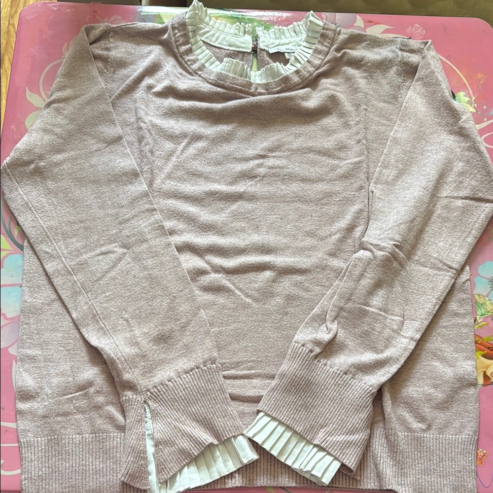 Pink Crew Neck Sweater with Pleated Detail
